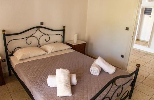Tourlos Apartment | Sunset Breeze Villa and Apartments