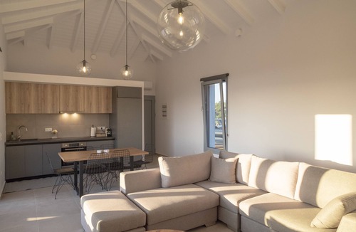 Pylos-Nestoras Apartment | Sunset Luxury Villa Akritochori