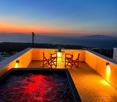 Finikia Apartment | Sunset Paradise Oia