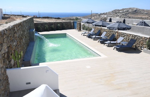 Plintri Villa | Super ParadiseVillas' Complex, Free Daily Maid Service, close to beach