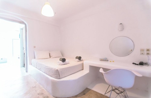 Paradise Hotel | Superior Apartment 14- Sea View, Shared Infinity pool, Pool Bar, Gym