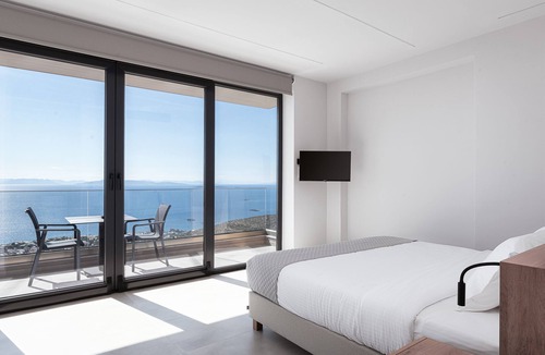 Saronikos House | Superior Suites By Saronida Hills