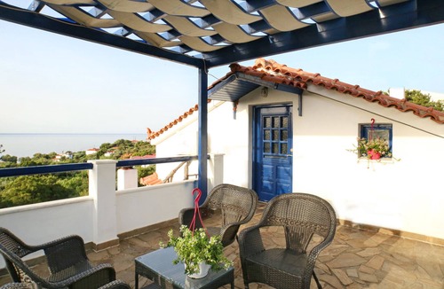 Agios Kirykos House | Superior Triple Room with Sea View Sofita by Captain Ikaros