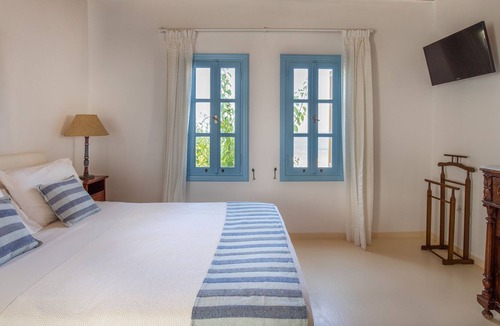 Houlakia Apartment | Superior Triple Room with Sea View - Sharing terrace (Despina 5)