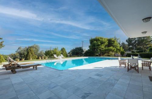 Kropia Villa | Supreme and Classy Pool Residence
