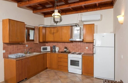 Agia Triada Villa | Teacher’s Cottage with Pool & Sea View