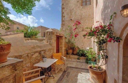 Papadhianika House | Telesilla House Monemvasia