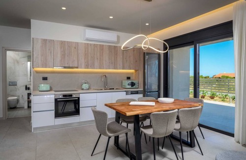 Gennadi Villa | Terra Magna - Cèlia Villa