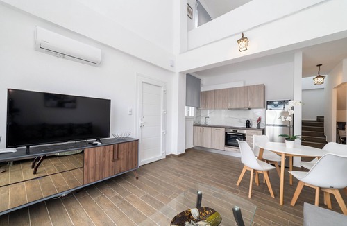Ofrinion Villa | Thalassa- Two-Bedroom Duplex with Garden