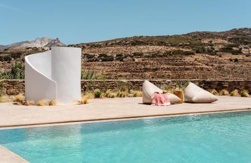 Naxos Villa | Thalelion 3 bedroom Villas with private pool and Jacuzzi
