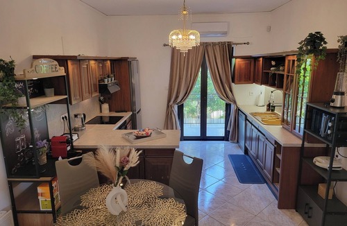 Nea Makri Apartment | "The Aegean Escape & Free Mountain Bikes – Explore Marathon!"
