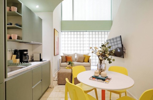 Mets Apartment | The Ark Residence