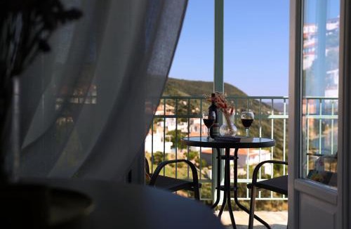 Glossa House | The balcony