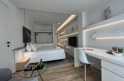 Psirri Apartment | The Dazzling Glimpse Acropolis Suites