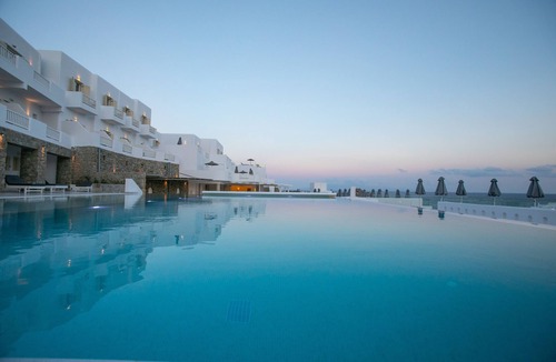 Platis Gialos Hotel | The George Hotel