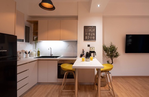 Filopappou Apartment | The Heart Of Athens