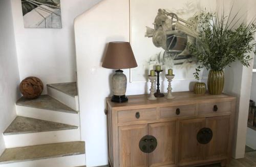 Korissia Villa | The Hill Top House in Kea