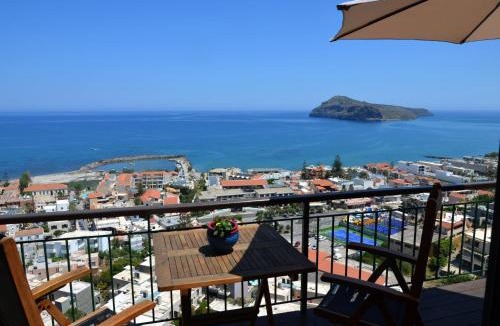 Platanias Town House | The Hillside Home