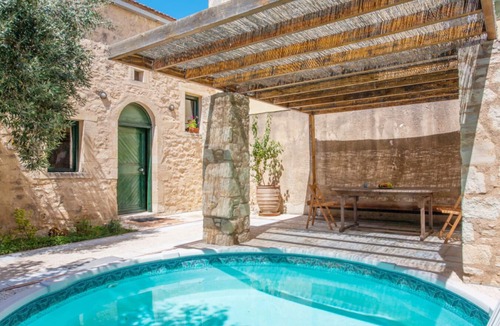 Roustika Villa | The Milio's House