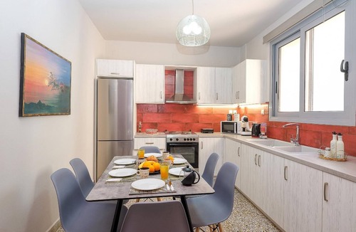 Heraklion Apartment | The Museum View Suite