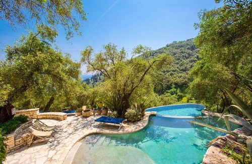 Kavalleraina Villa | The Olive Press - Agni Bay: Large Private Pool, Walk to Beach, Sea Views, A/C