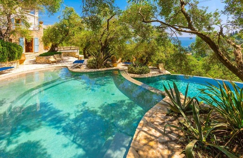 Kavalleraina Villa | The Olive Press - Agni Bay: Large Private Pool, Walk to Beach, Sea Views, A/C
