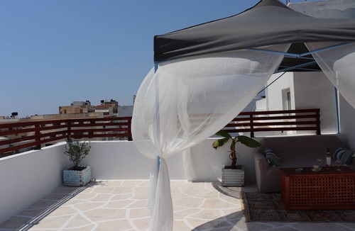 Ierapetra Apartment | The Perfect City Apartment in Ierapetra nWe can accommodate up to 2 adults.