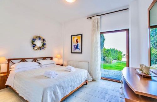 Sane Villa | The Sani Jewels, Villa Anna