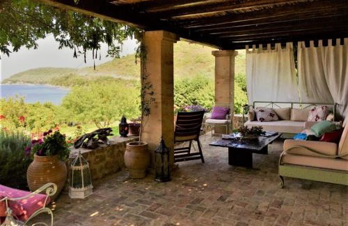 Nea Peramos Villa | The Seacret Beachfront Villa