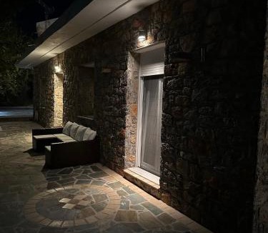 Seta House | The Small Mountain house