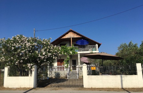 Asprovalta Apartment | THE SMARAGDA