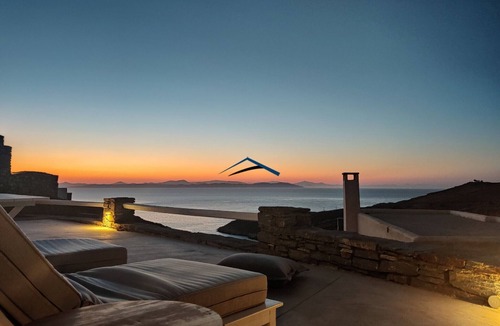 Pisses House | The "Spacious Modern Kastellakia House" only a 2 minute drive from Koundouros