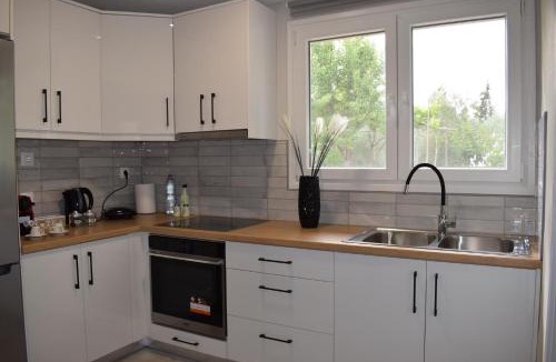 Giannades House | The Valley House