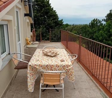 Velika Apartment | Thea Sotiritsa