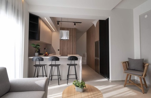 Paralia Dionysiou Apartment | Theano Sea Suite 1 by Travel Pro Services