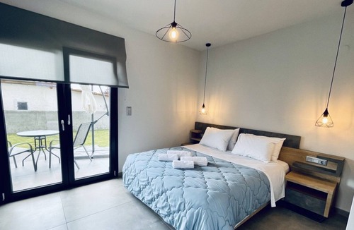 Nea Iraklia Apartment | TheaSea Luxury Suites- Studio Suite 3