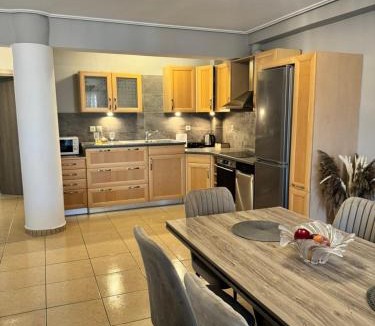 Argostoli Town Apartment | Theasis Apartment