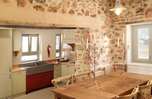 Folegandros Town Apartment | Themonies Luxury Suites