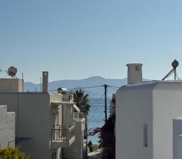 Agia Anna Hotel | Theofanis Studios