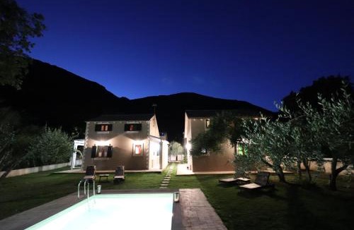 Doukades Apartment | Theonymfi Luxury Villas