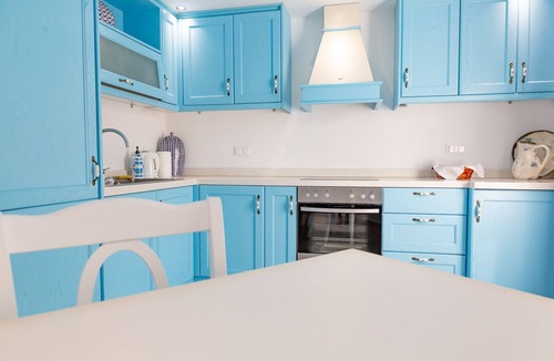 Panagia Apartment | Theoxenia Deluxe Apartment with Sea View