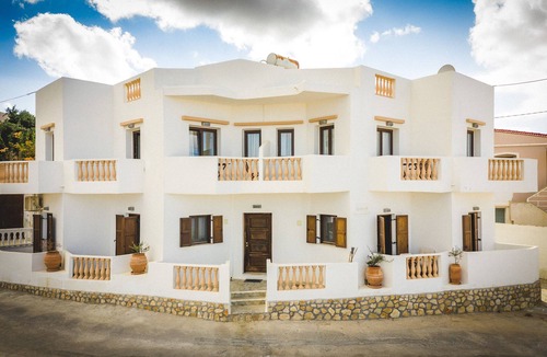 Panagia Apartment | Theoxenia Deluxe Apartment with Sea View