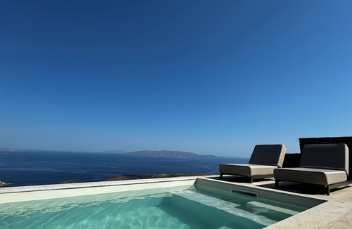 Kithnos Villa | Thermyes Villas 4 with private pool