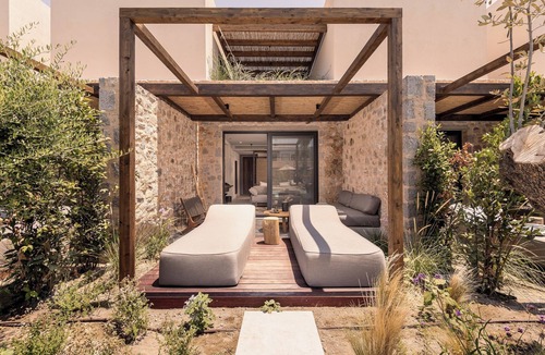 Lambi Hotel | Theros All Suite Hotel - Adults Only