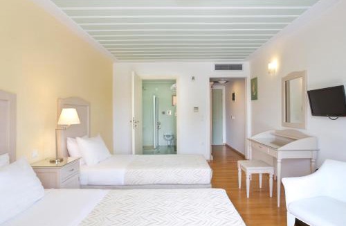 Mavrovouni Hotel | Thirides Beach Resort