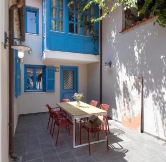Plaka Villa | Three Bedroom Villa Plaka by Idiosyncrasy Collection