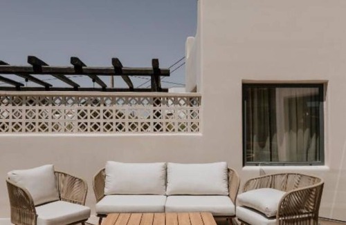 Plaka Villa | Three-Bedroom Villa With Private Pooll n