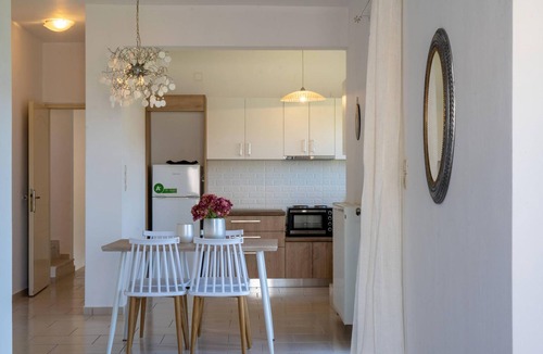 Milatos Beach Apartment | Three Waves Maisonettes Manoussos