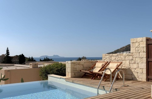 Agia Galini Villa | Thrilling Agios Vasilios Suite | Kahono Suite | 1 Bedroom | Min. Children Age:.