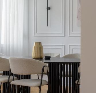 Plaka Apartment | Timeless Plaka Retreat
